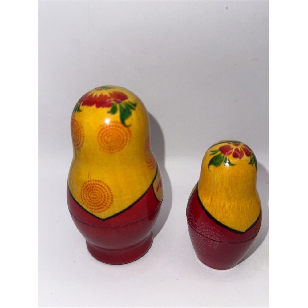 Vintage Nesting Dolls - 5 Pieces - Picture 5 of 7